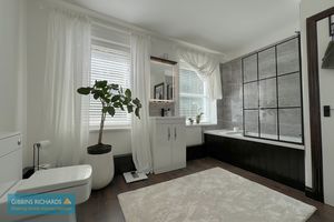 Bathroom- click for photo gallery